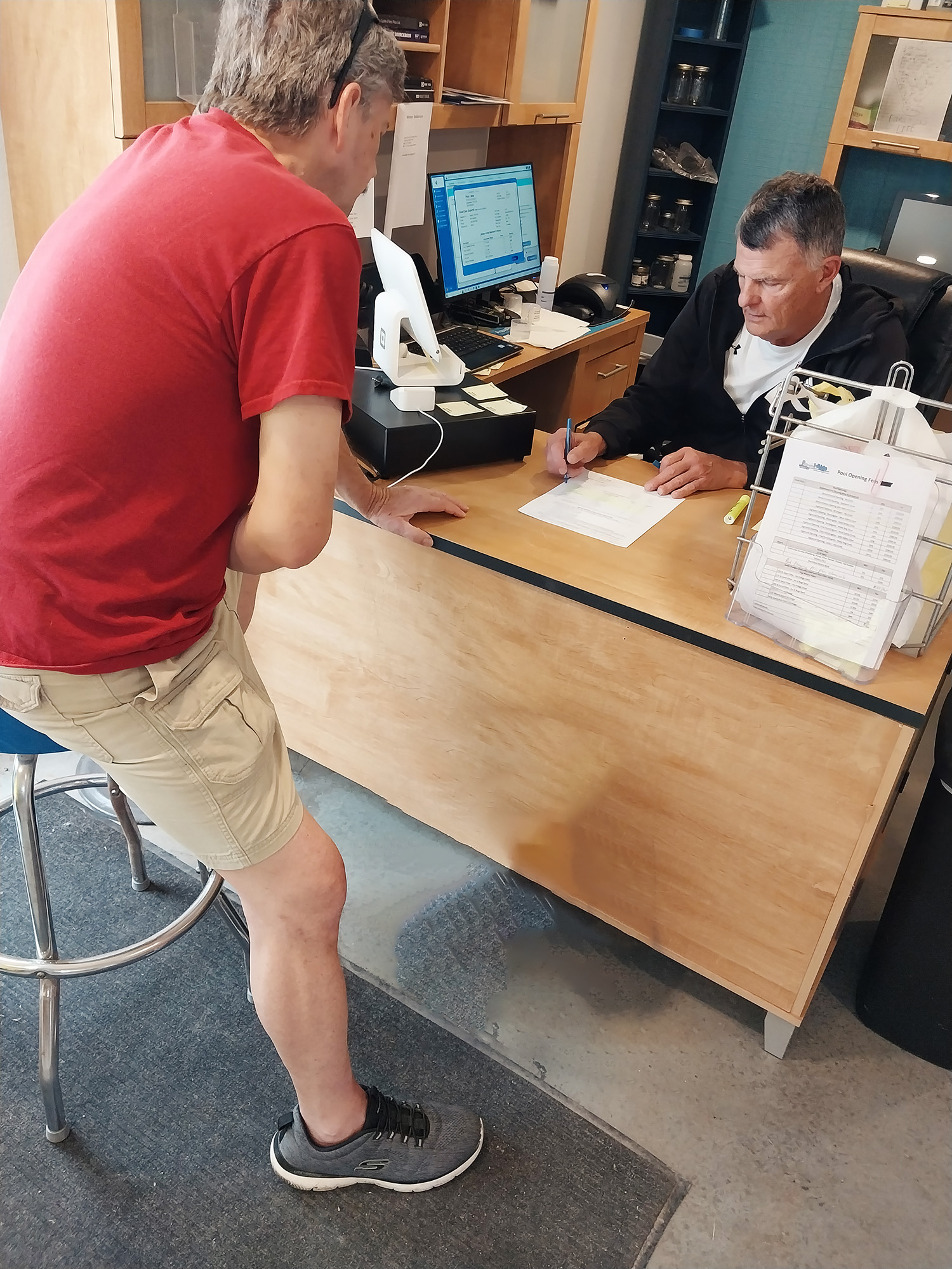 Strong Spas luxury edition Iconic series spa with all the premium features